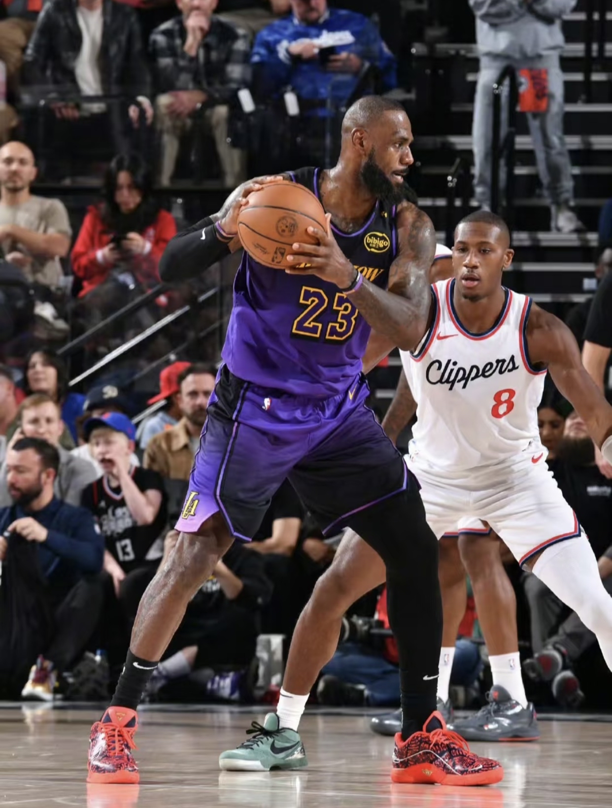 洛杉矶湖人迎NBA总决赛关键赛，冲刺阶段主帅复盘，态度坚定，数据趋势出现新变化的简单介绍-开云官方网页登录