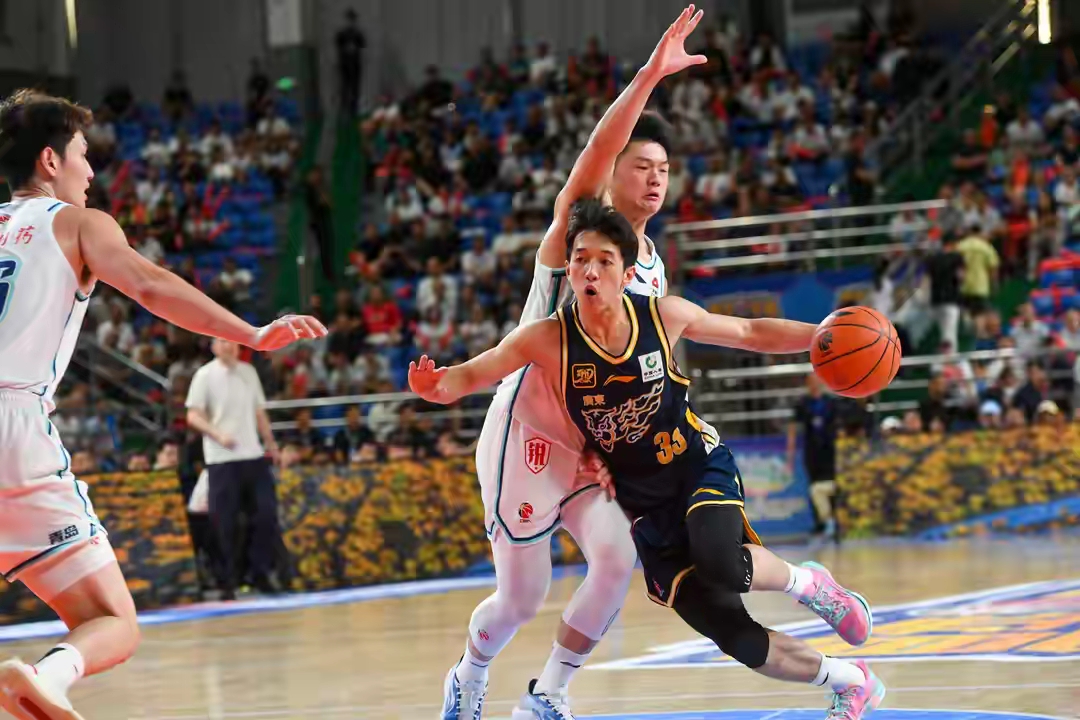 清晨CBA季后赛焦点战，切尔西篮板制胜，话题不断，训练强度明显提升的简单介绍-开云在线登陆